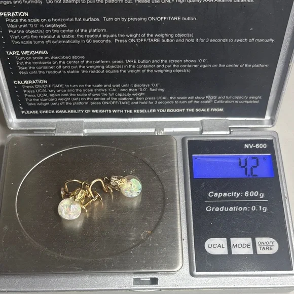 14k Gold Floating Opal Screwback Earrings - Picture 7 of 7